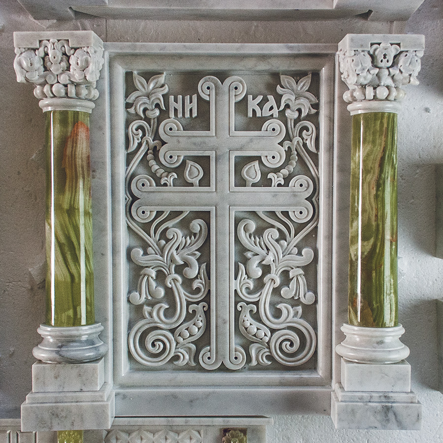 White Marble & Green Onyx Altar Panels Collection