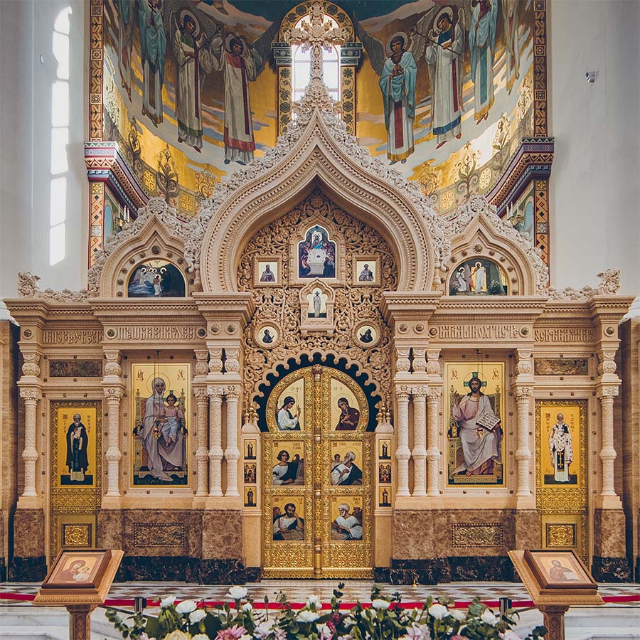 Marble iconostasis of the Transfiguration Cathedral
