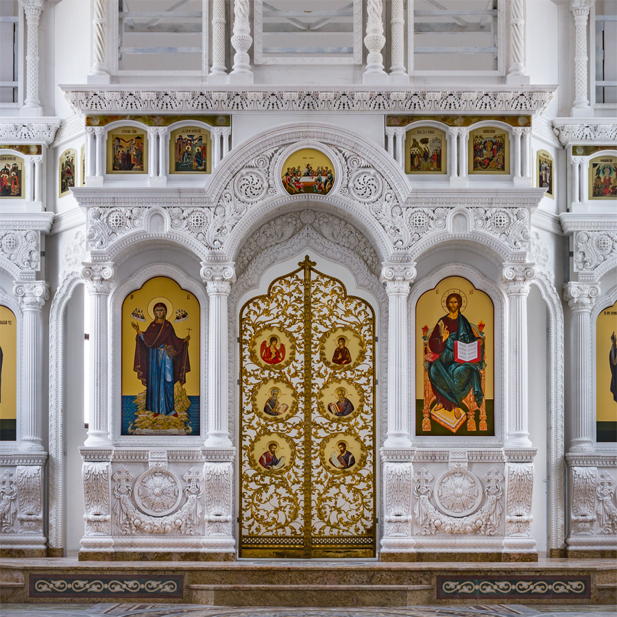 Marble iconostasis of the Church of St. Sergius of Radonezh